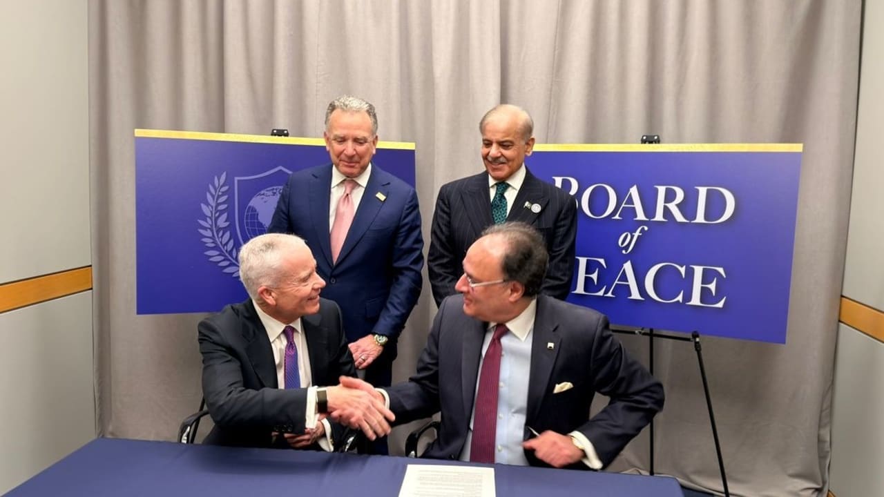PAKISTAN FINANCE Minister Muhammad Aurangzeb and US GSA Administrator Edward C. Forst sign a Memorandum of Understanding between Pakistan and the US, February 19, 2026.
