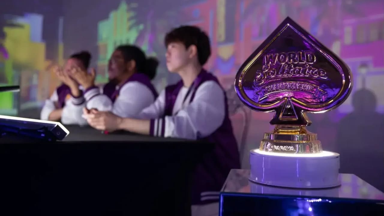 Papaya's international Solitaire championship