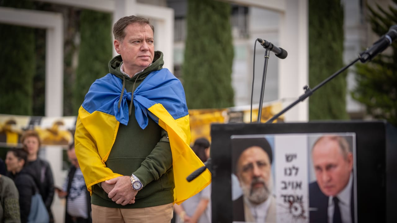 Ukraine's ambassador urges Israel's support in war