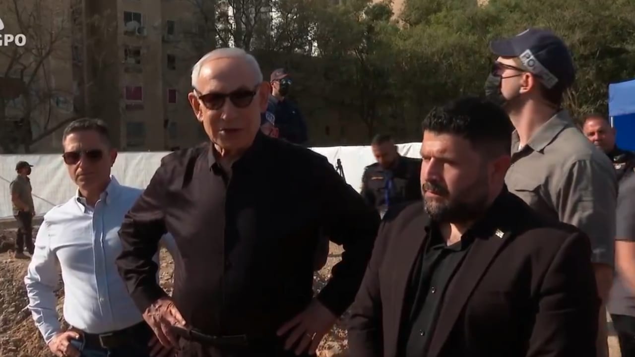 Prime Minister Benjamin Netanyahu visits the site of the Iranian missile strike in Beersheba, March 6, 2026.