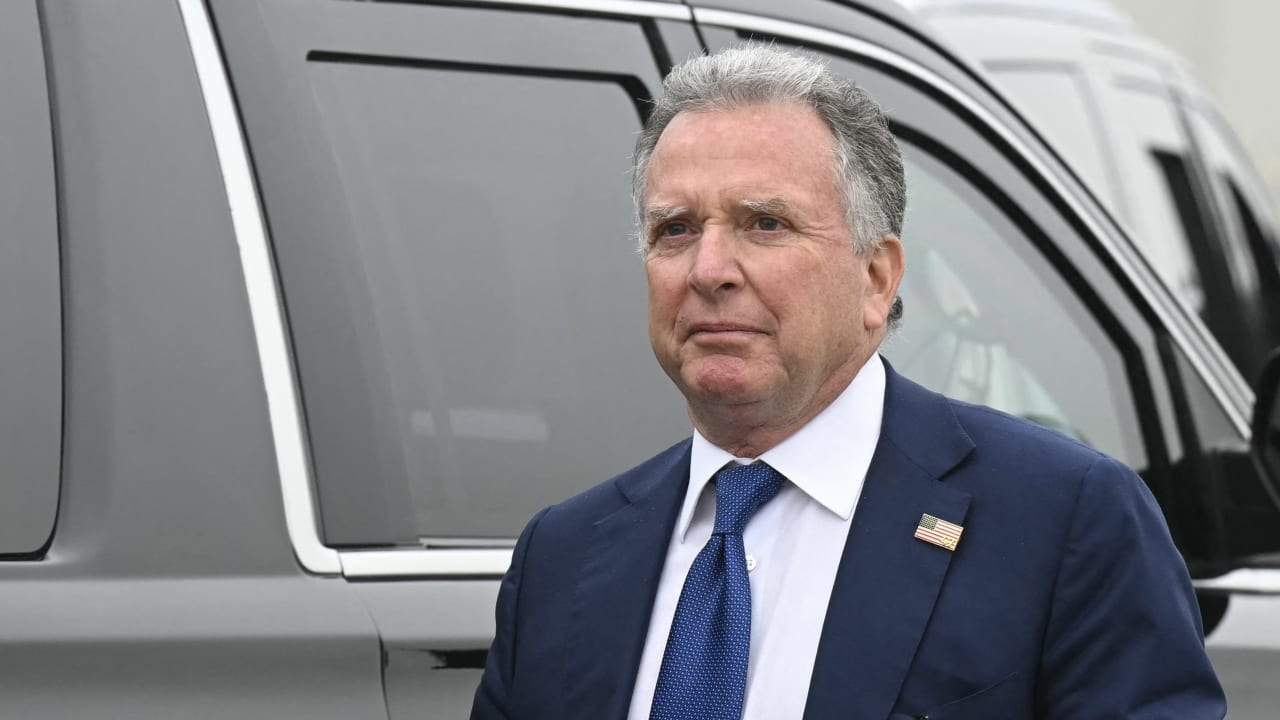 US special Envoy Steve Witkoff arrives at Dover Air Force Base in Dover, Delaware, March 7, 2026, to attend a Dignified Transfer Ceremony.