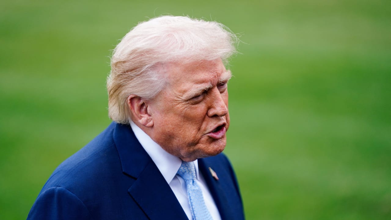 US President Donald Trump speaks to the media as he departs the White House for Florida, in Washington, March 20, 2026.