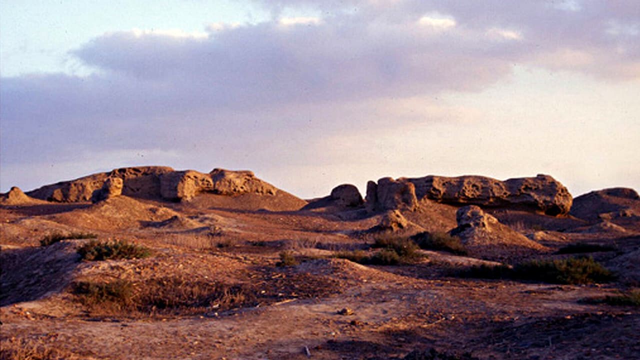 Ruins of mudbrick buildings on the northern mound of Buto, April 7, 2026.