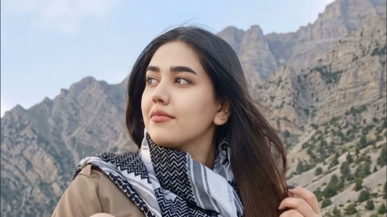  Ghazal Molan, the youngest female Peshmerga opposed to the Islamic Republic, had joined Kurdish armed opposition forces across the border at the age of 18 and died on Tuesday evening.