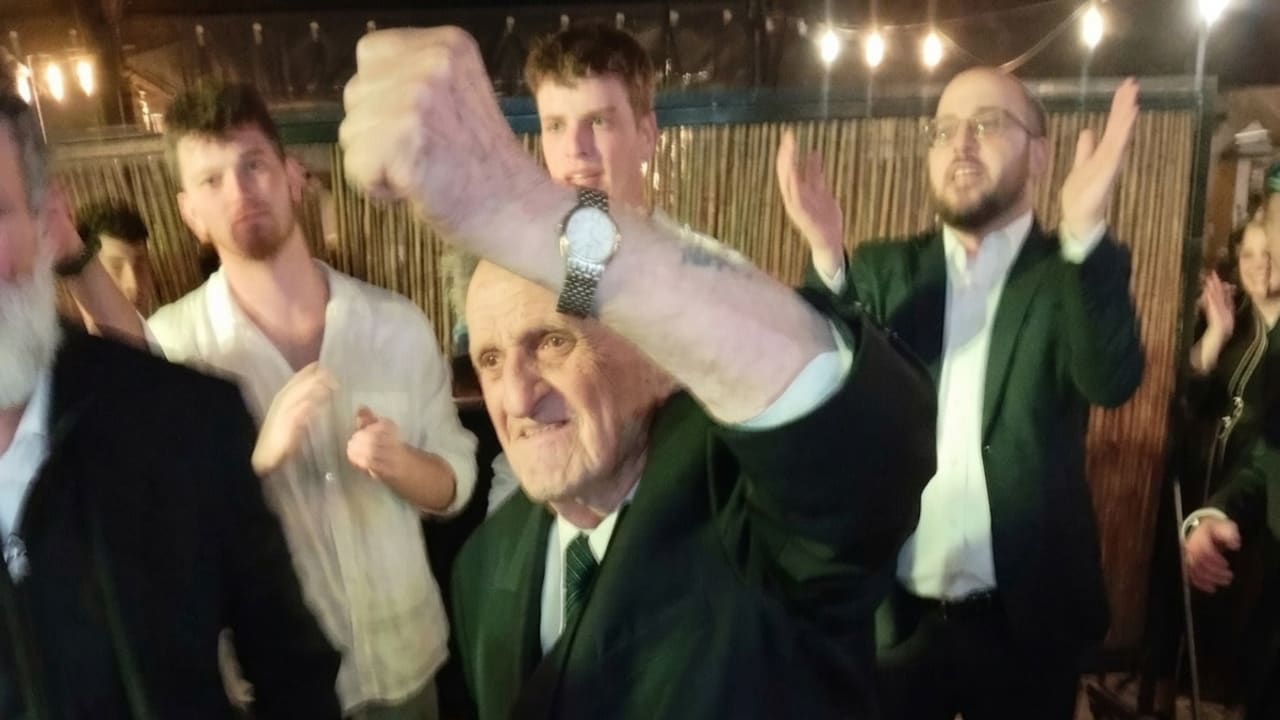  Dov Landau at the wedding of his great-grandson.