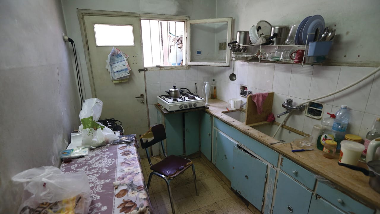 Good-old cooking days: Old-school Israeli kitchen in more modest times. (photo credit: FLASH90)