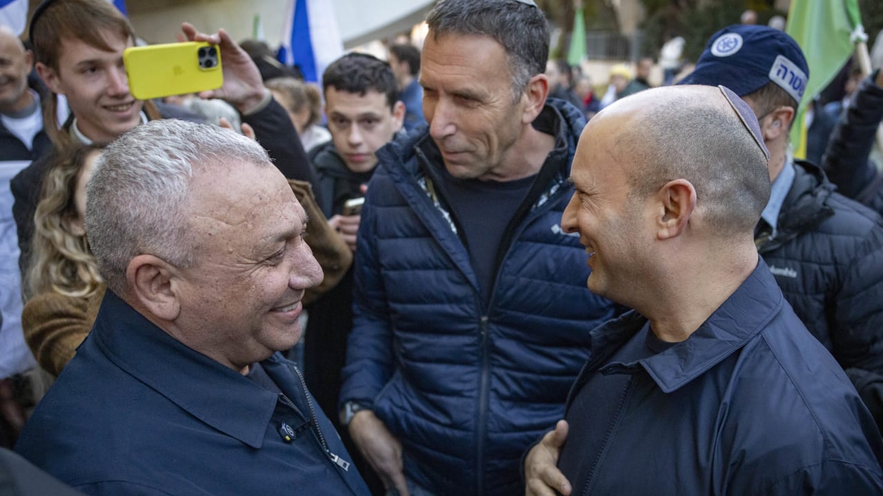 Naftali Bennett and Gadi Eisenkot at a march for conscripting haredi (ultra-Orthodox) Jews into the IDF, in Jerusalem, January 15, 2026; illustrative.