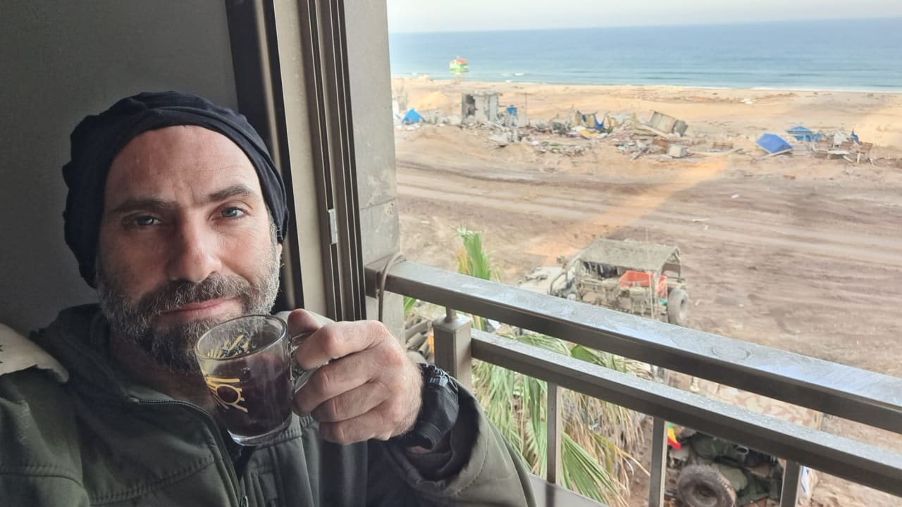 Nitzan Yuval.