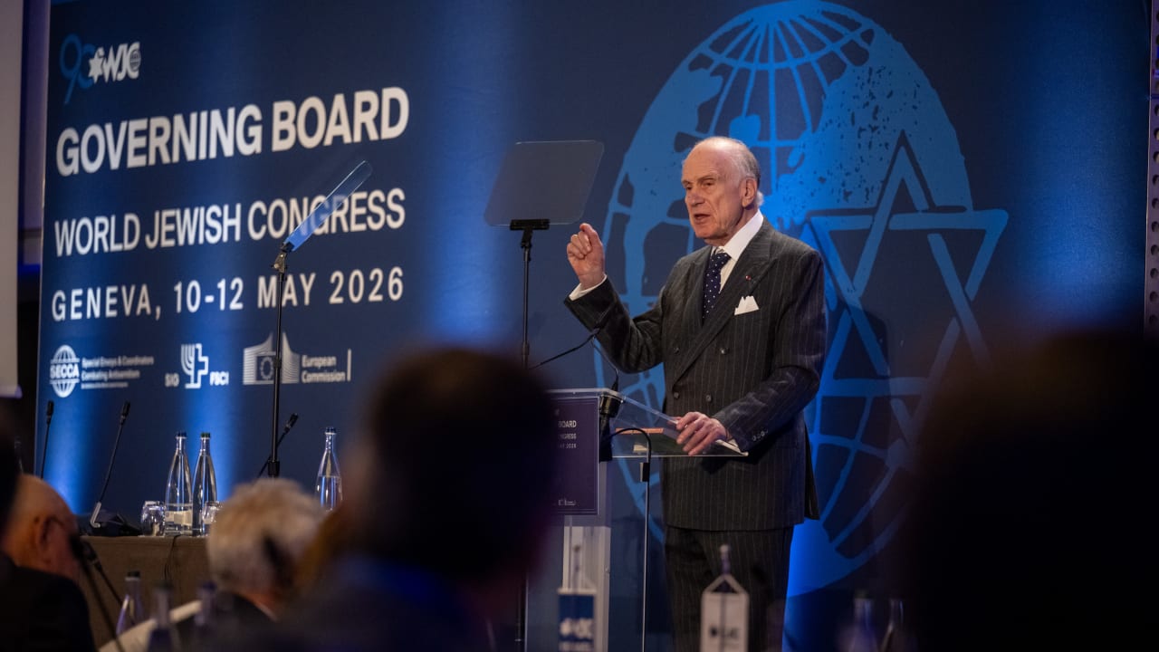 WJC President Ronald S. Lauder speaking at the Wirkd Jewish Congress in Geneva.