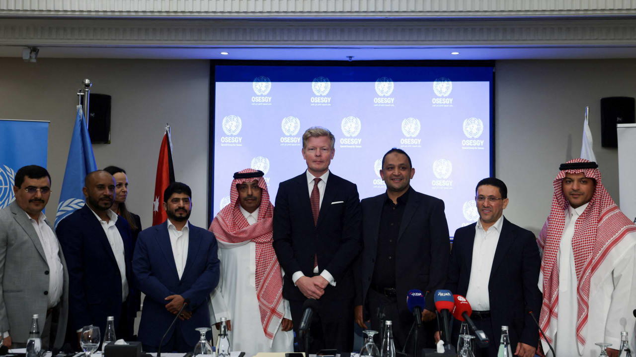 Hans Grundberg, UN Special Envoy for Yemen, poses for a photo as members of the Supervisory Committee on the Detainees Release Agreement attend the closing ceremony of a meeting between the Yemeni government and the Houthi group, in Amman, Jordan, May 14, 2026.