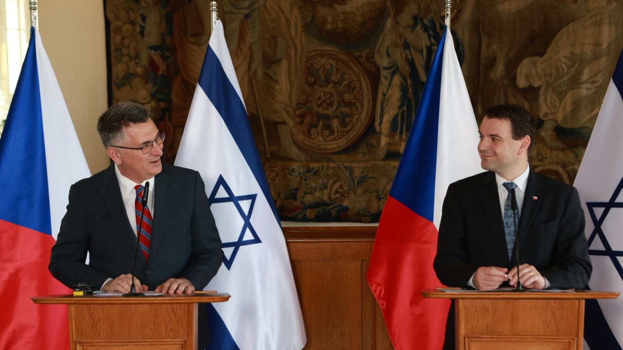 Foreign Minister Gideon Sa’ar and Czech Foreign Minister and Deputy Prime Minister Petr Macinka holding a joint press conference in Prague on May 20, 2026. 