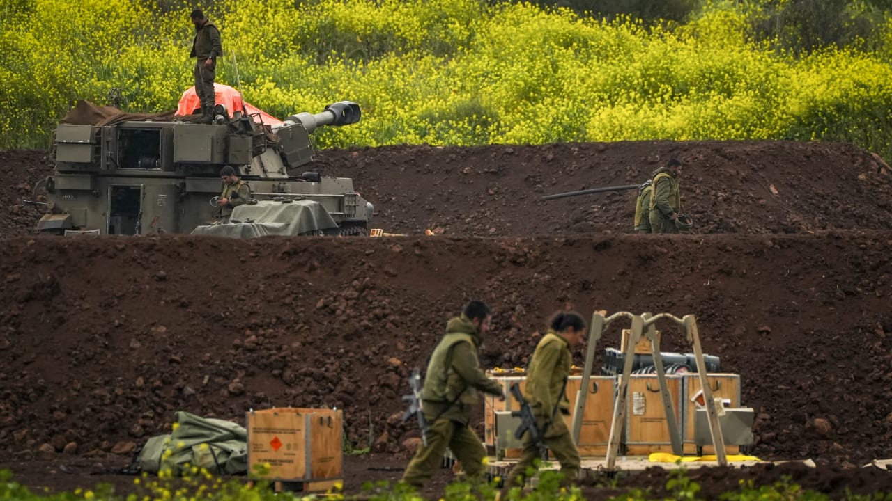 Soldiers from an artillery unit stationed near the Israel-Lebanon border during the ongoing war with Iran and Hezbollah, March 15, 2026; illustrative.