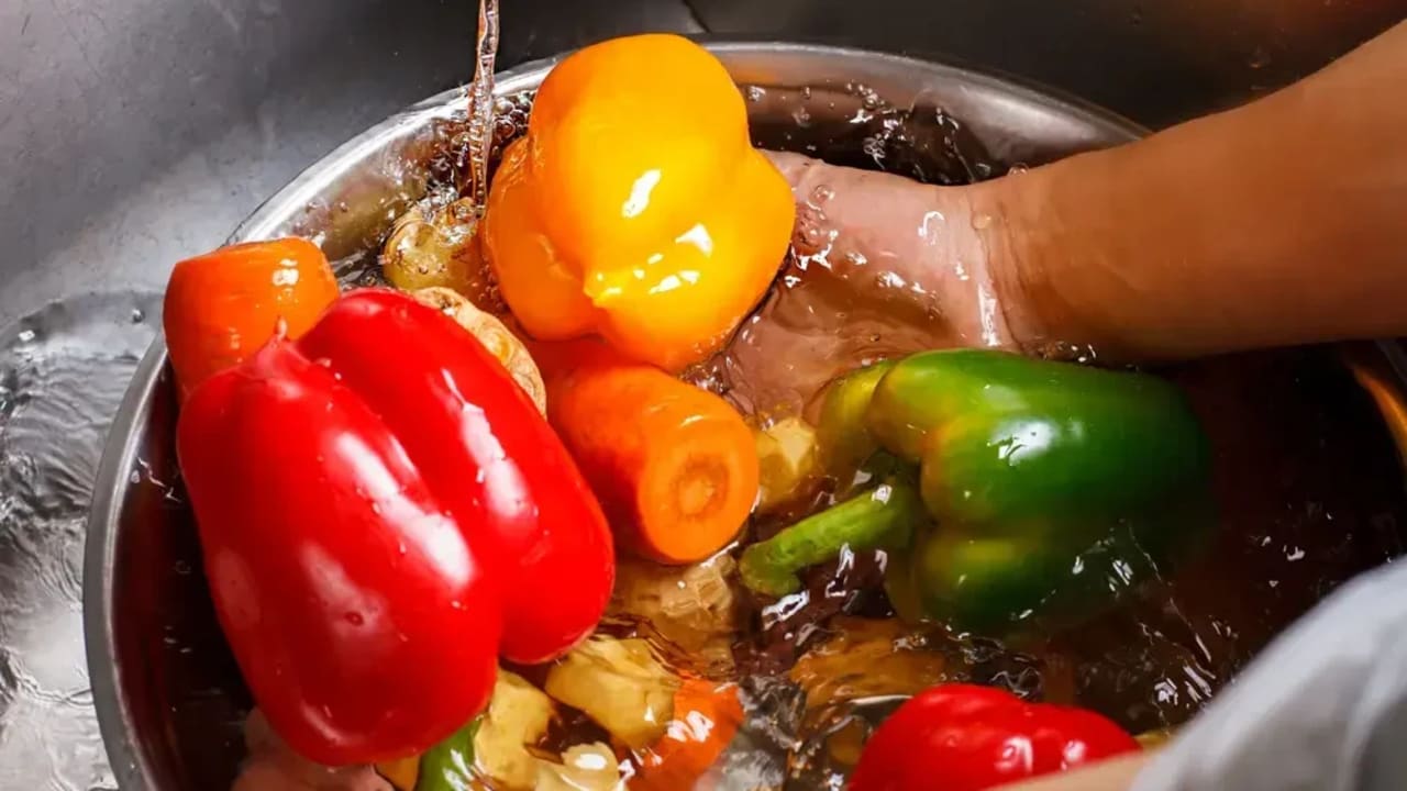Did you know that one large pepper is equal to two slices of light bread?
