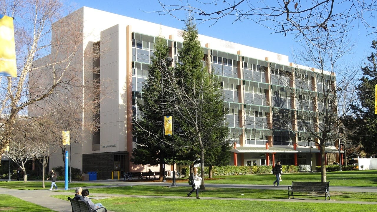 MACQUARRIE HALL at San José State University.