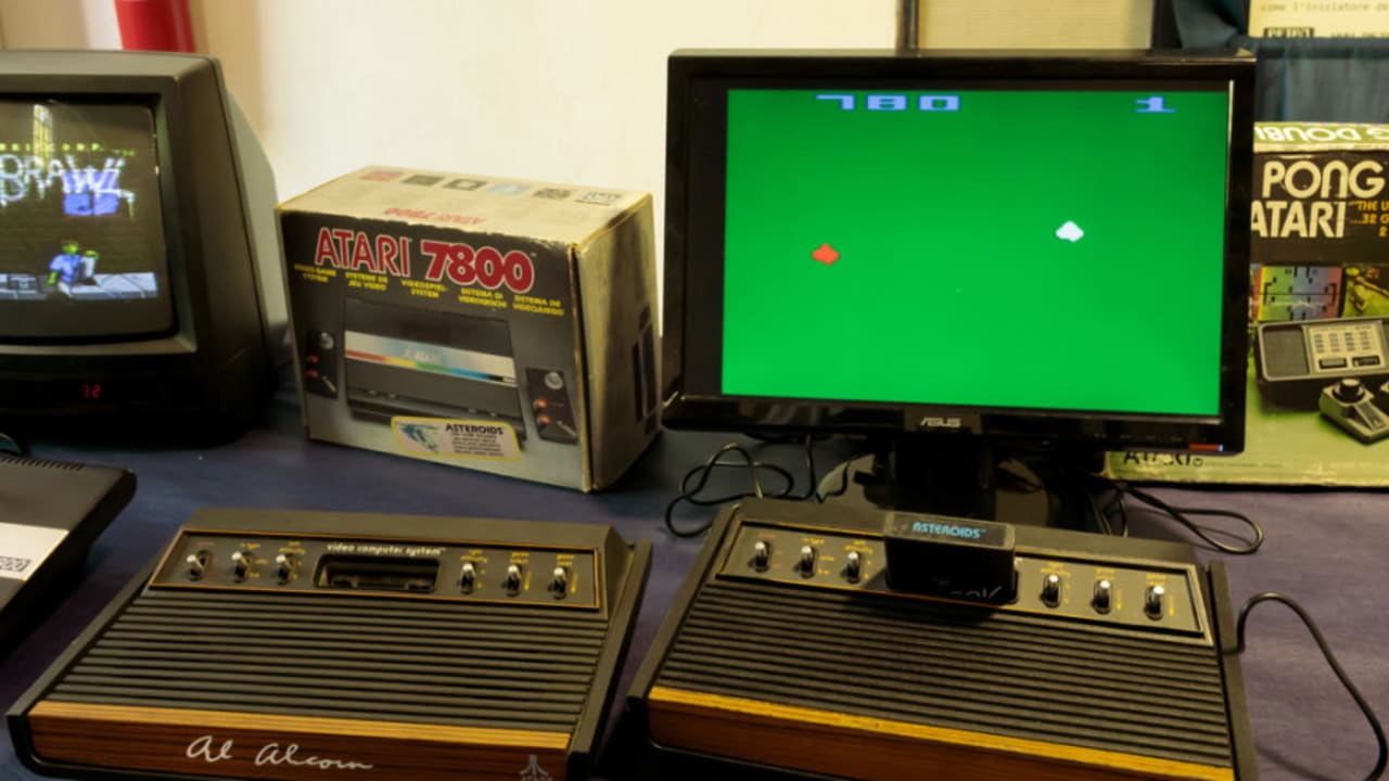 Old video games. The past as a growth engine.