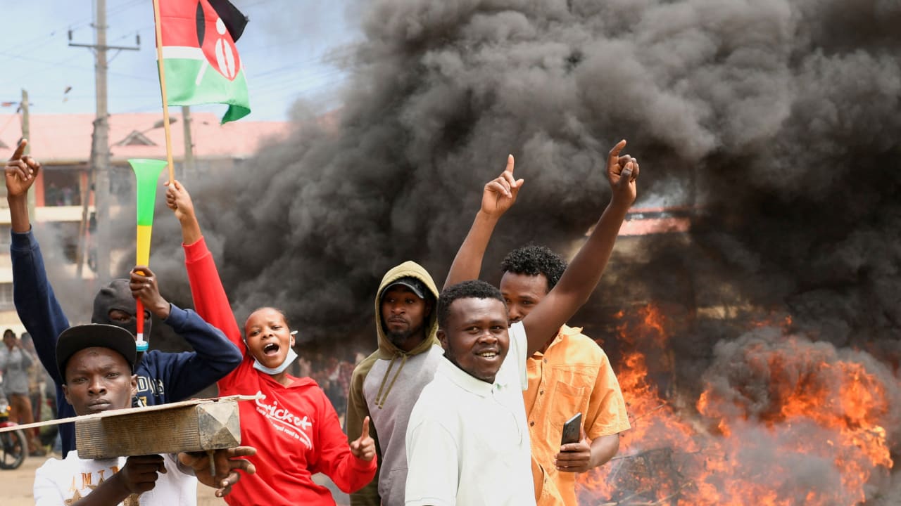 Demonstrators gather near a barricade they created during a protest against a U.S.-backed Ebola quarantine plan on the establishment of a 50-bed facility at a Kenyan air force base that was intended to host Americans exposed to Ebola, in Nanyuki town, in Laikipia County, Kenya June 1, 2026.