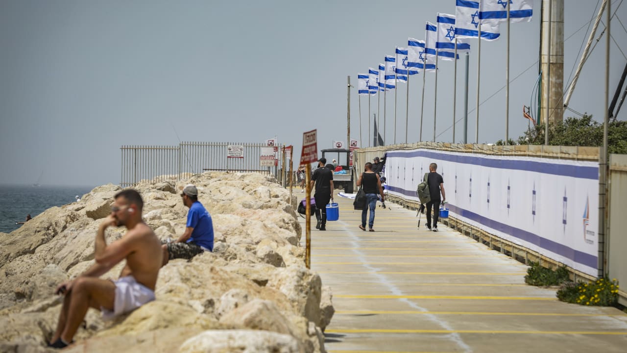 As Dead Sea plans languish, gov't probe finds Israel still unprepared for climate change