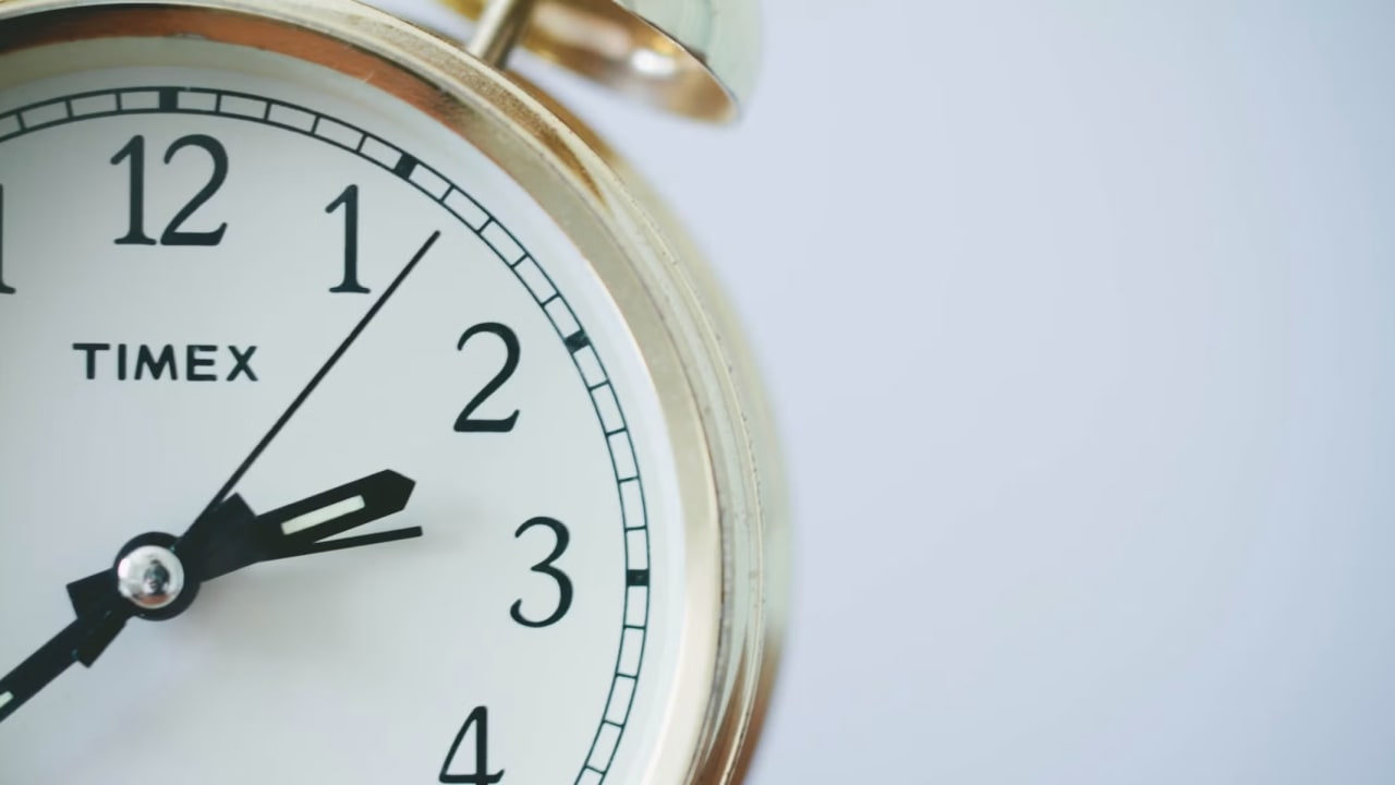 Daylight Savings Time (Illustrative)