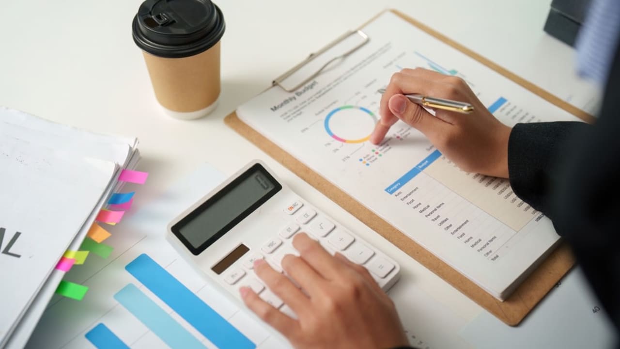 Exploring the key financial skills households need to manage change, reduce financial pressure, and plan for the future.