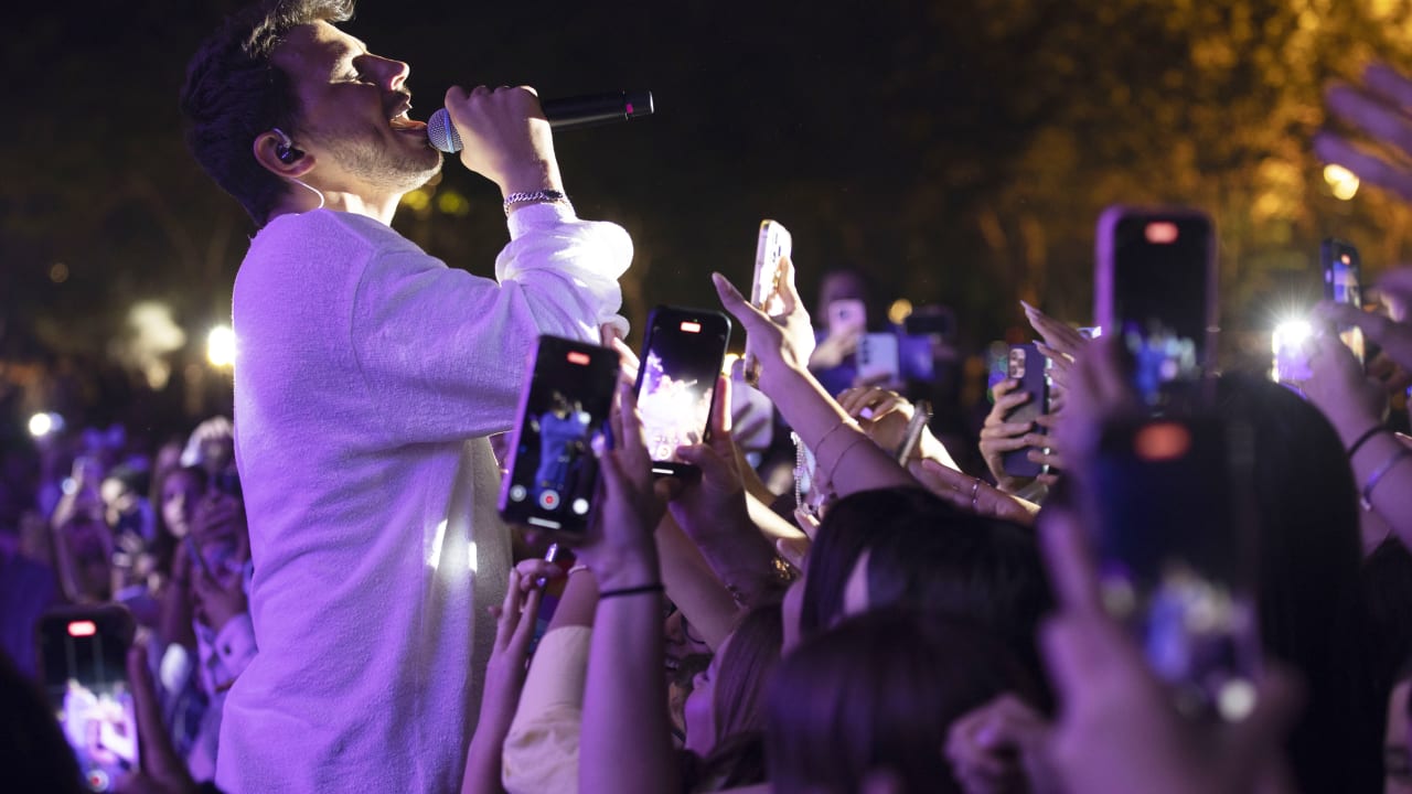 (Illustrative) Israeli singer Liran Danino performs on stage during a concert, May 1, 2025.