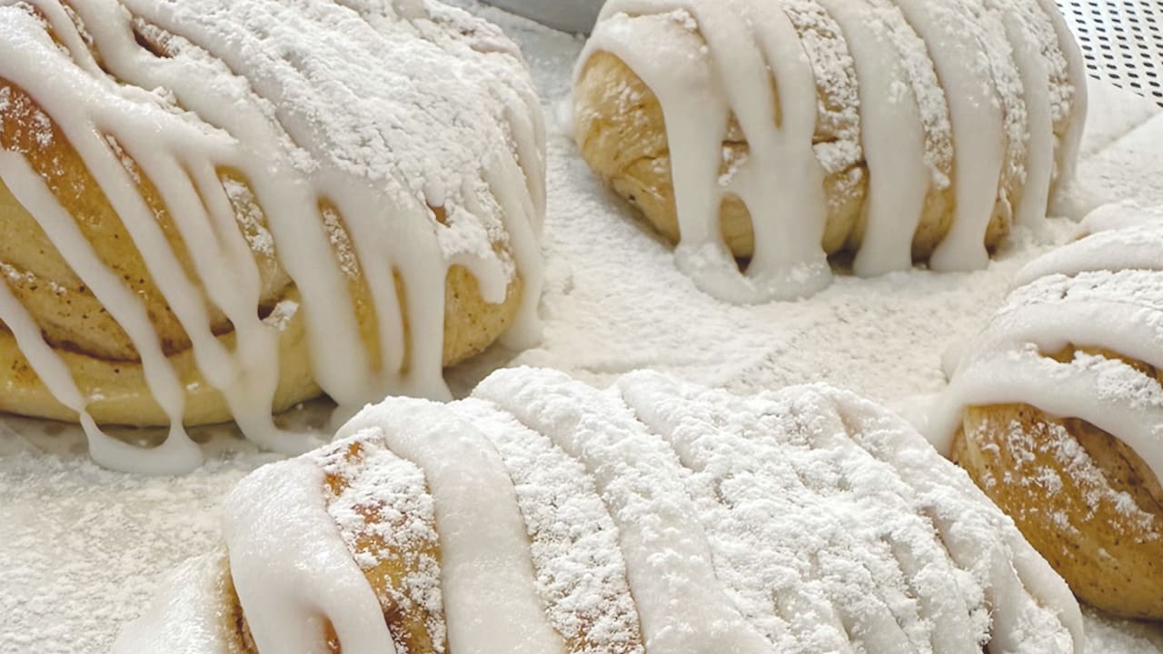 Sweetening the new year: How Jewish food becomes family tradition - opinion
