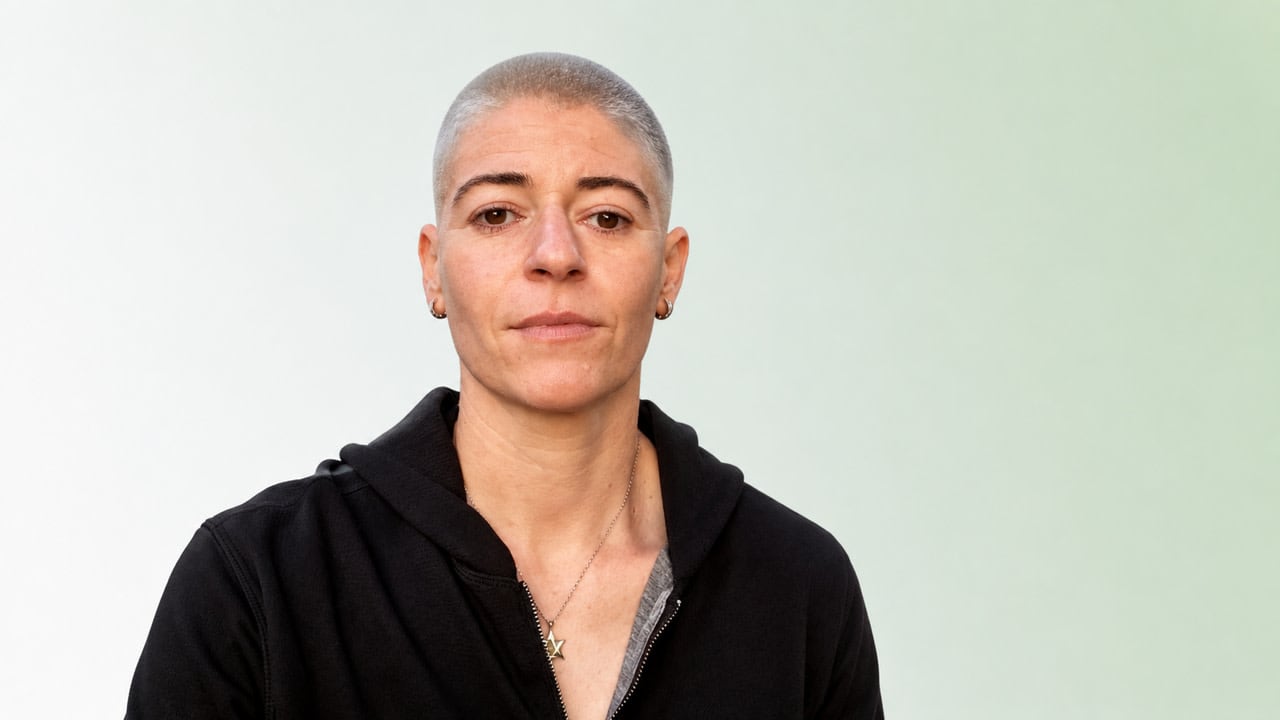 Tanya Tsikanovsky, Lesbian Zionist, who uses her platform to increase Jewish pride.