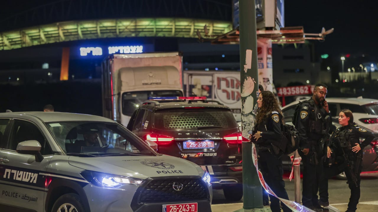 Police and emergency forces at the scene where a man was shot dead after reportedly firing his weapon during an unclear shooting incident in Netanya, central Israel, September 5, 2026.