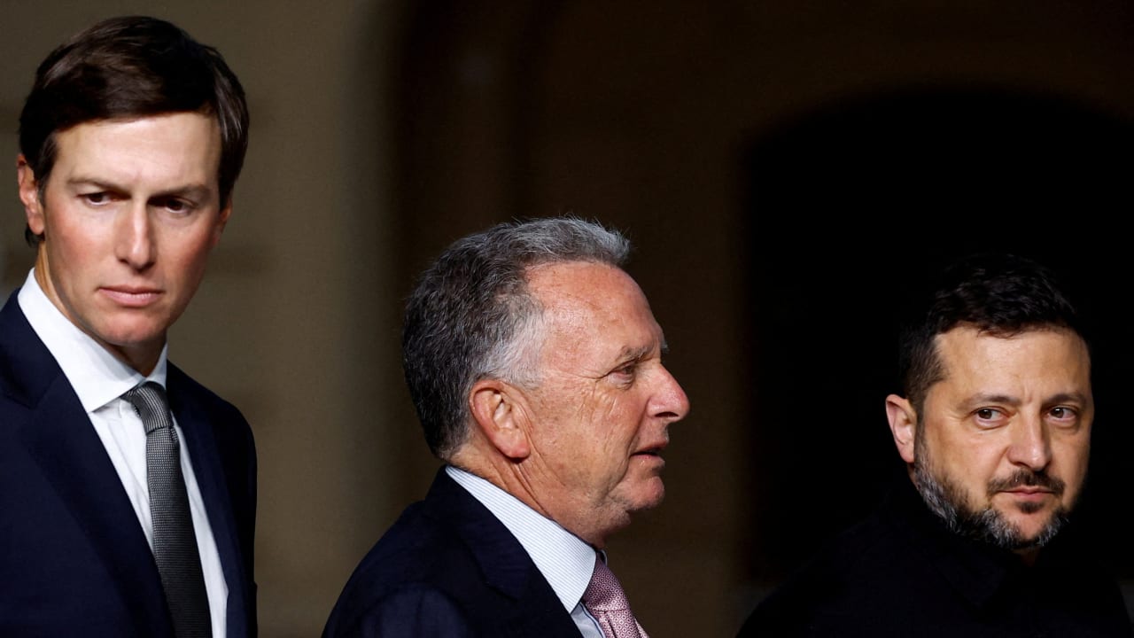 Ukraine's President Volodymyr Zelenskiy, U.S. Special Envoy Steve Witkoff and Jared Kushner, US President Donald Trump's son-in-law, after a joint news conference, amid Russia's attack on Ukraine, in Kyiv, Ukraine September 6, 2026. 