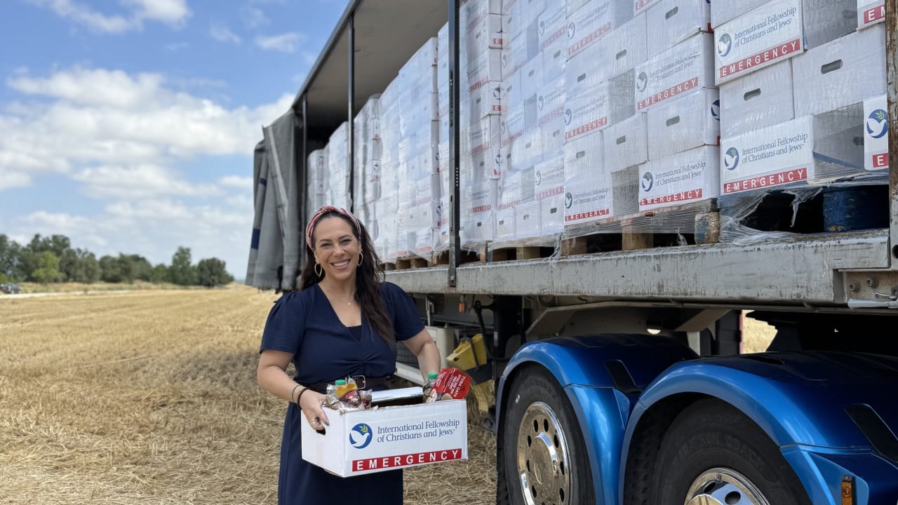 Yael Eckstein with food packages delivered to the Christian community in Syria.