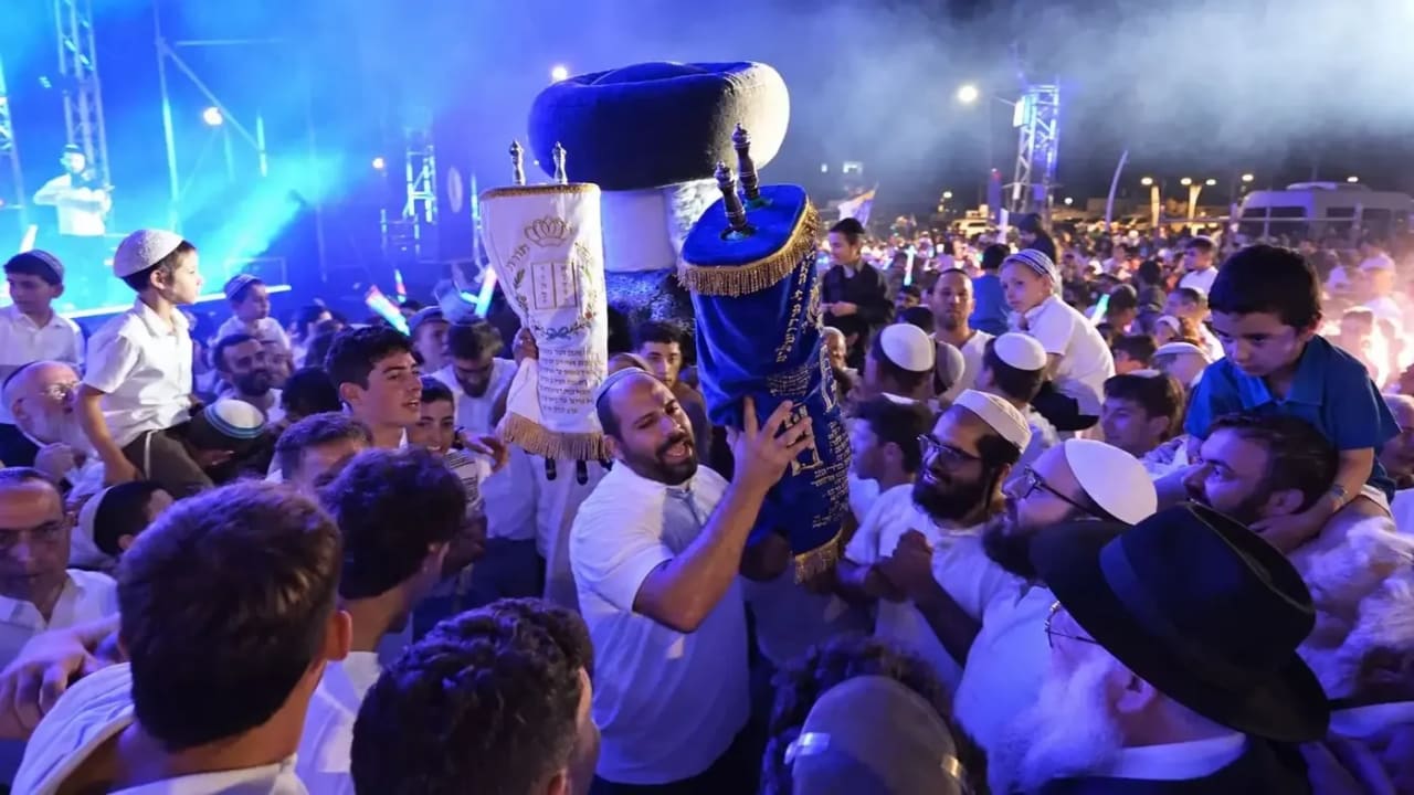 Simchat Torah celebrations in Sderot.