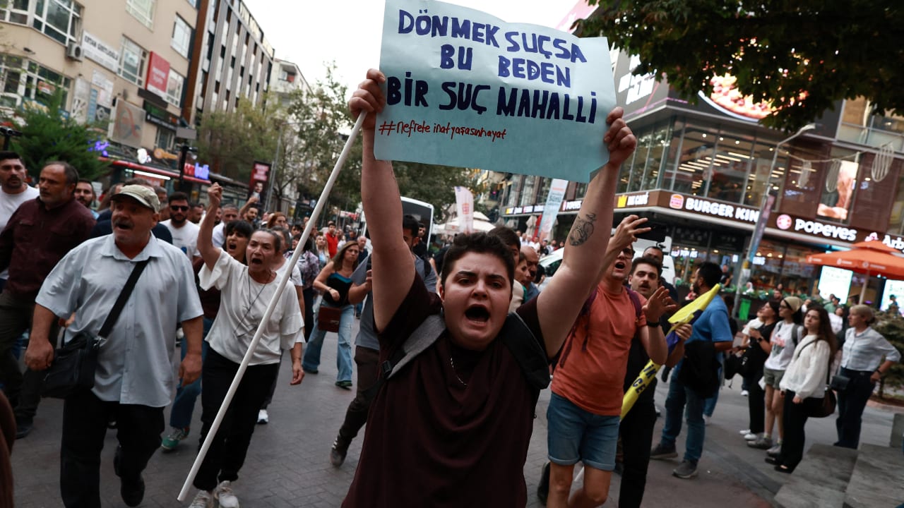 People rally in solidarity with LGBTQ+ community in Ankara Tuesday, 15th September 2026
