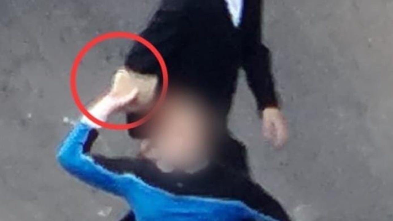 Rioters throw rocks at Israel Police operating in Mea She'arim.