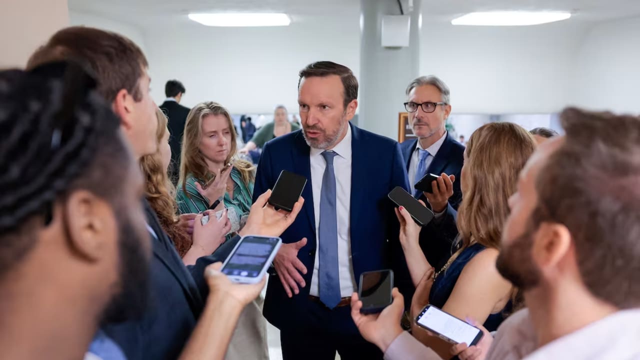 US Senator Chris Murphy (D-CT) speaks with reporters on the way to a vote on the "Stop Insider Trading Act" on Capitol Hill in Washington, DC, US, September 30, 2026.