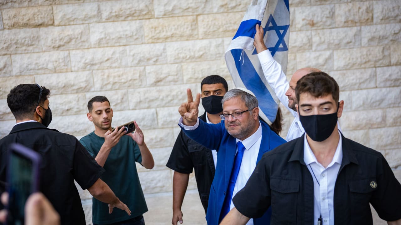 NATIONAL SECURITY MINISTER Itamar Ben-Gvir gestures the victory sign as he arrives at the Supreme Court in Jerusalem. 