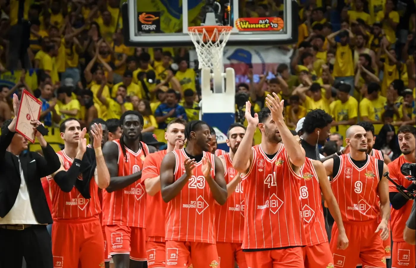 Hapoel Tel Aviv begins preseason in Sofia: When will the Reds arrive in Israel?