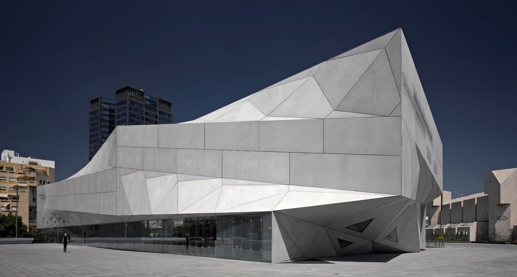 Tel Aviv Museum of Art. (photo credit: Amit Gadron)