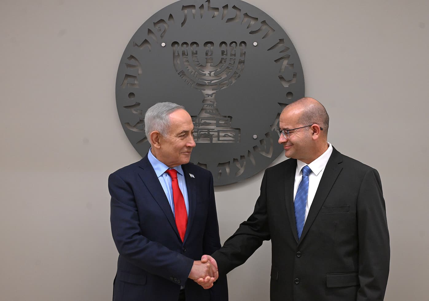 Prime Minister Benjamin Netanyahu with newly minted Mossad Director Roman Gofman. (photo credit: COURTESY OF THE MOSSAD)