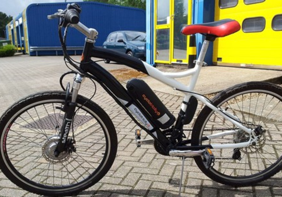 Transport, Public Security ministries trade blame for electric bike ... - 243704