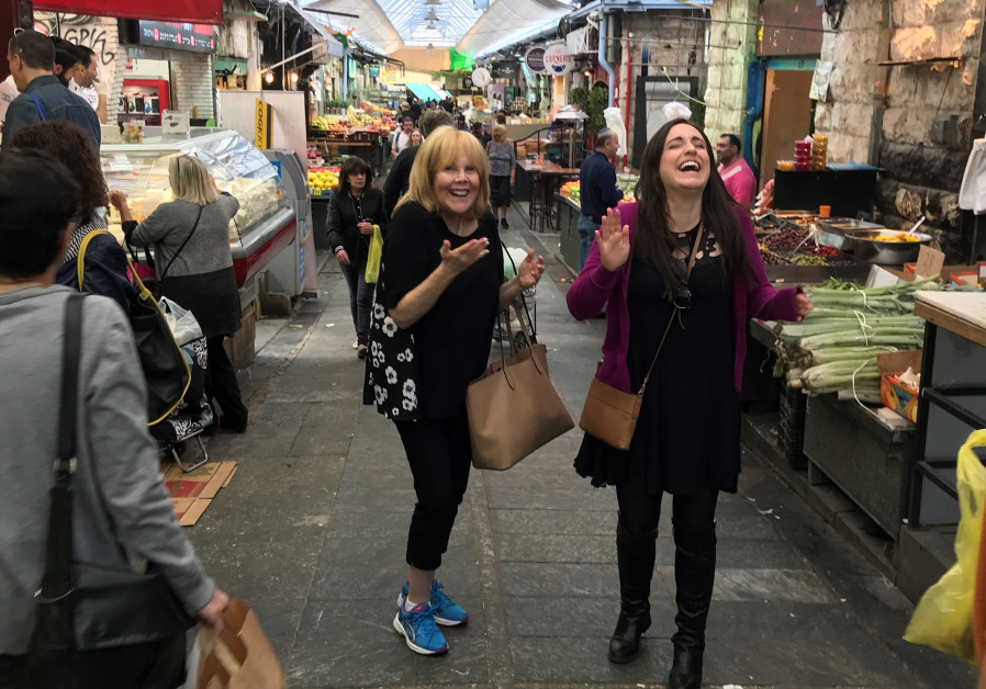 Kim Friedman and her daughter Kate Siegel visit the Jerusalem market.