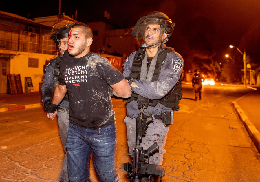 Violent riots broke out in Ramla last night amid the ongoing violence between Palestinians and Israelis in east Jerusalem. (Yossi Aloni/Flash 90)