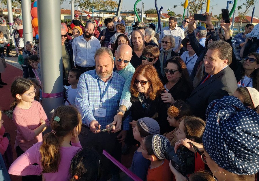  JNF-USA Makor members open a new playground in Israel’s south. (JNF-USA)