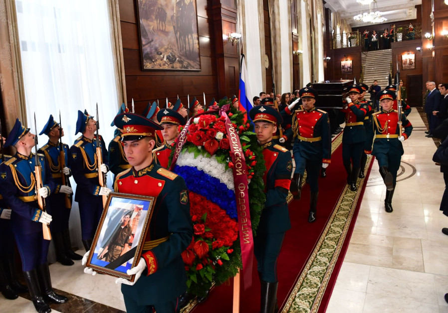 Prime Minister Benjamin Netanyahu met with the Russian Army chief of staff at the ceremony of transferring the coffin of the missing Zacharia Baumel to Israel in Moscow, Russia on April 4th, 2019 (Credit: Kobi Gideon/GPO)