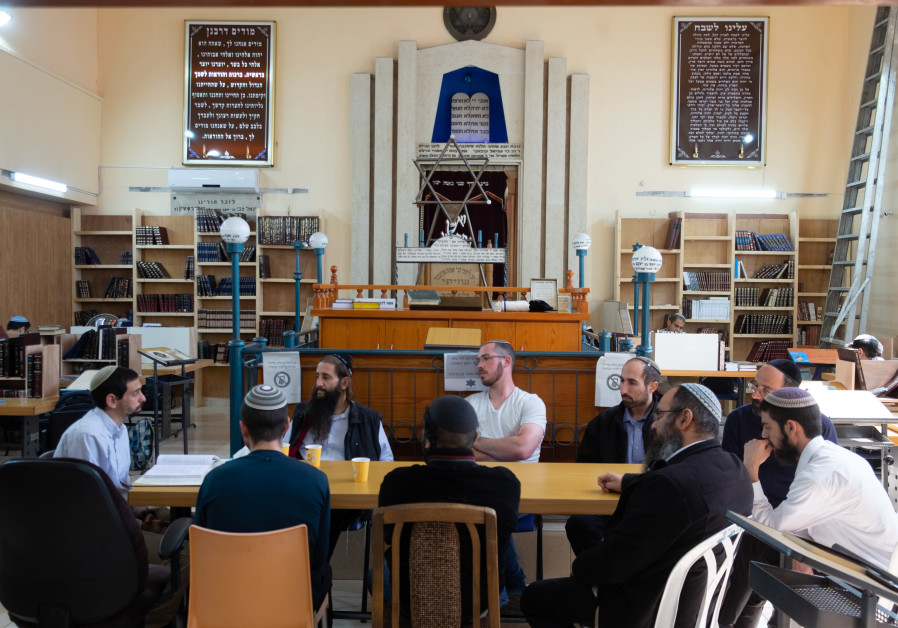  Building community and positivity: Learning at Yeshivat Oz V'Emunah in Tel Aviv's embattled Neveh Sha'anan neighborhood (Credit: Nir Kedar)
