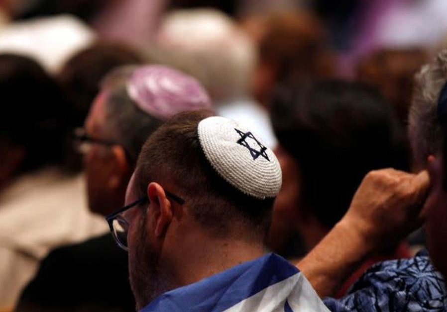 Two synagogues linked by a trail of hate and blood