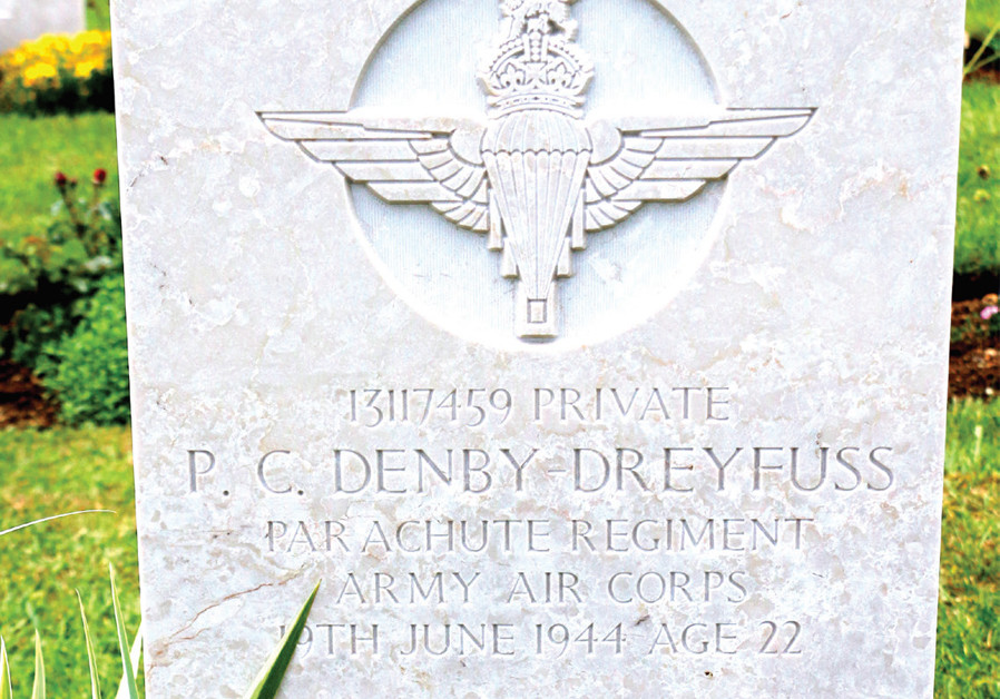 THE GRAVE of Jewish Private Peter Claude Denby- Dreyfuss. (Credit: MARK GRANAT)