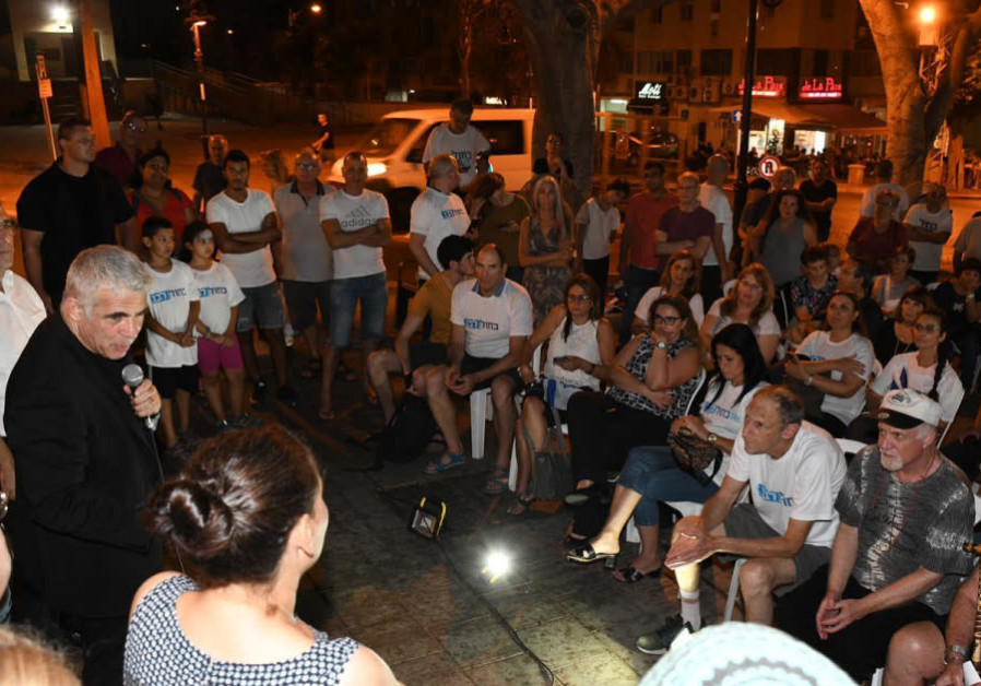 Blue and White rally in Rehovot on August 29, 2019. Shots were fired with an air pistol.