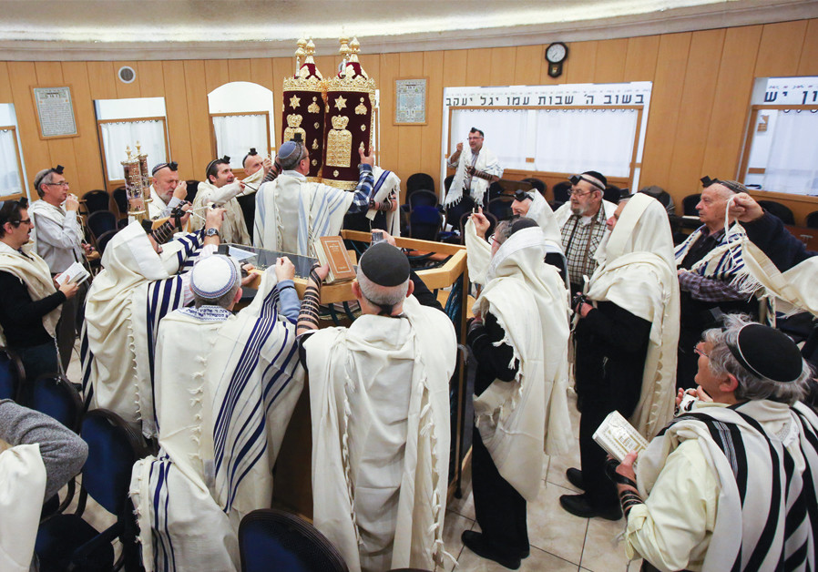 SEPHARDIM HAVE been saying Slihot since the start of Elul – such as those said this past week at the Emuna synagogue on Baka’s Rivka Street. (Credit: MARC ISRAEL SELLEM)