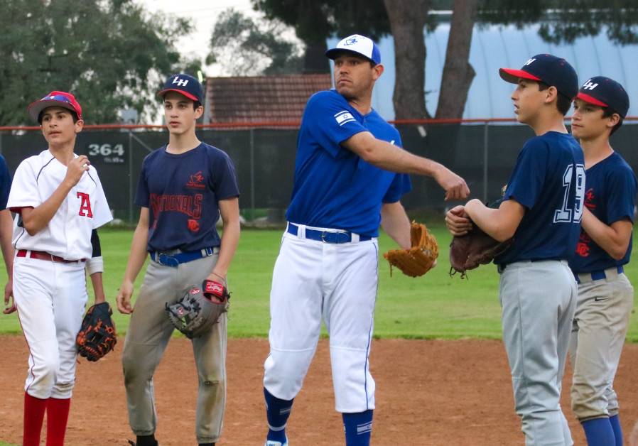 Ian Kinsler coaching Israeli youth at Baptist Village Field. (Credit: Margo Sugarman)