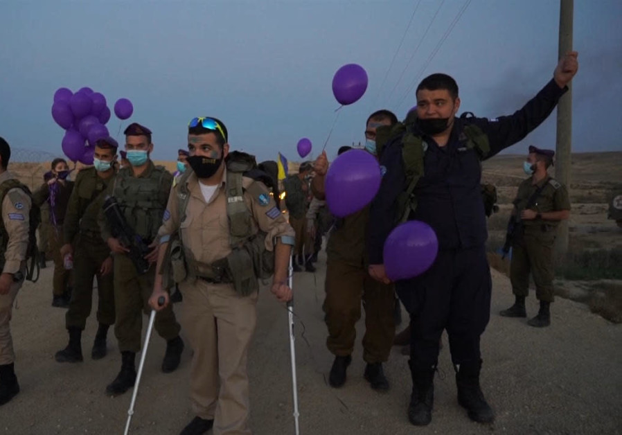 Dozens of soldiers from the elite Givati Brigade hiked alongside their SIU comrades in an unforgettable masa kumta, December 3, 2020. (Credit: Special in Uniform)