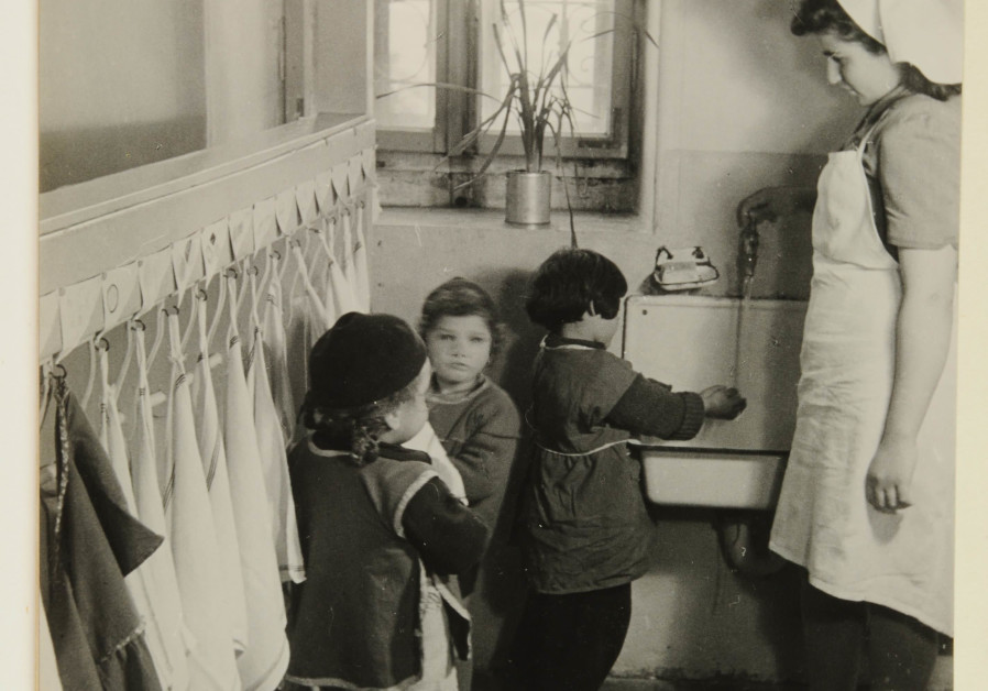Hygiene education program in kindergarten, Alfred Bernheim, Israeli, born Germany, 1885-1974 This is a 1950s Gelatin silver print from The Israel Museum, Jerusalem, Alfred Bernheim Collection, acquired through the generosity of Warner Communications, New York. (Credit: ISRAEL MUSEUM’S PHOTOGRAPHIC ESTATE DEPARTMENT)